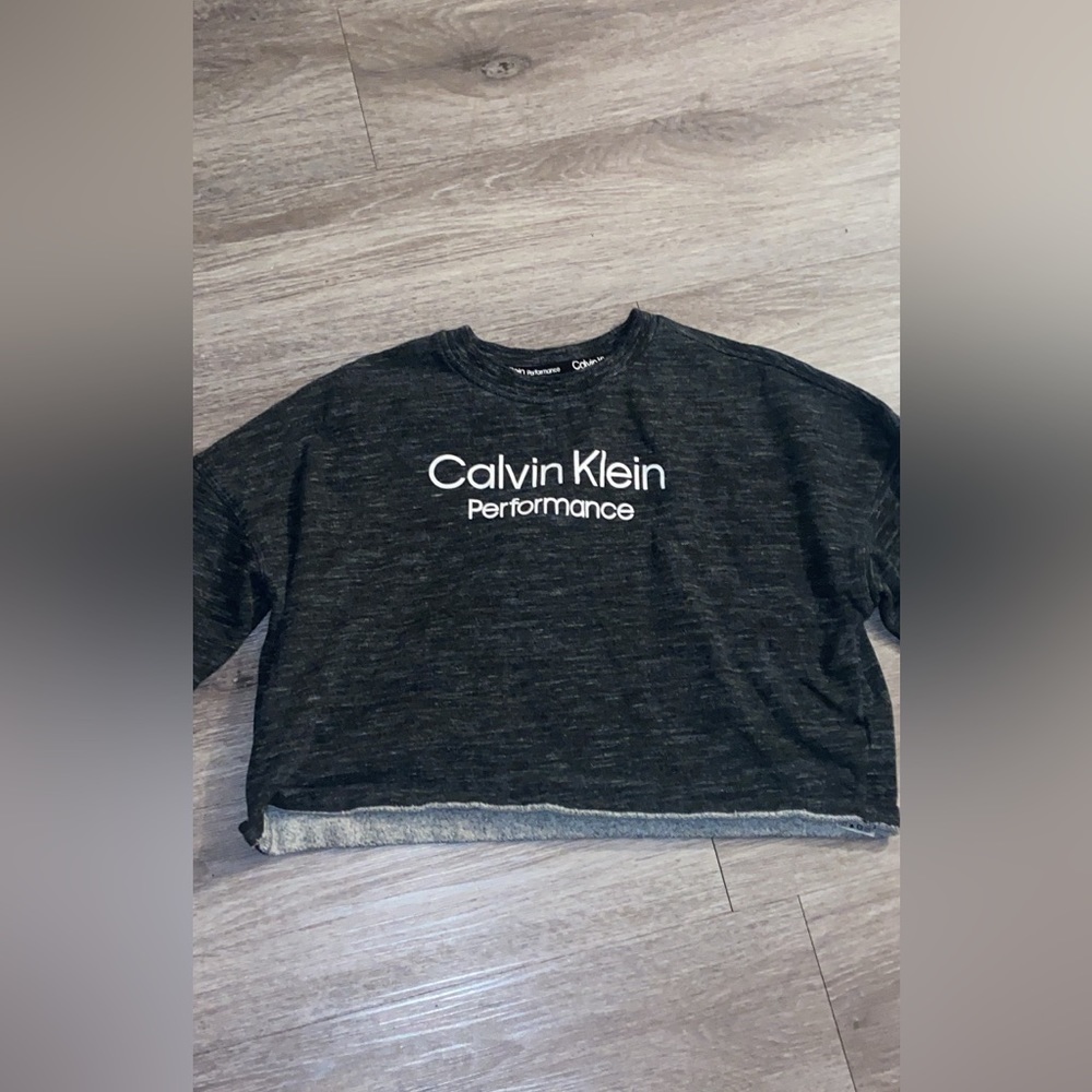 Calvin klein pullover crop top ♡.